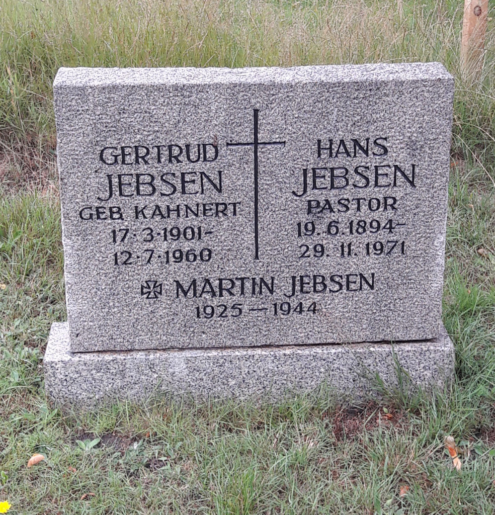 Grabstein von Pastor Hans Jebsen.